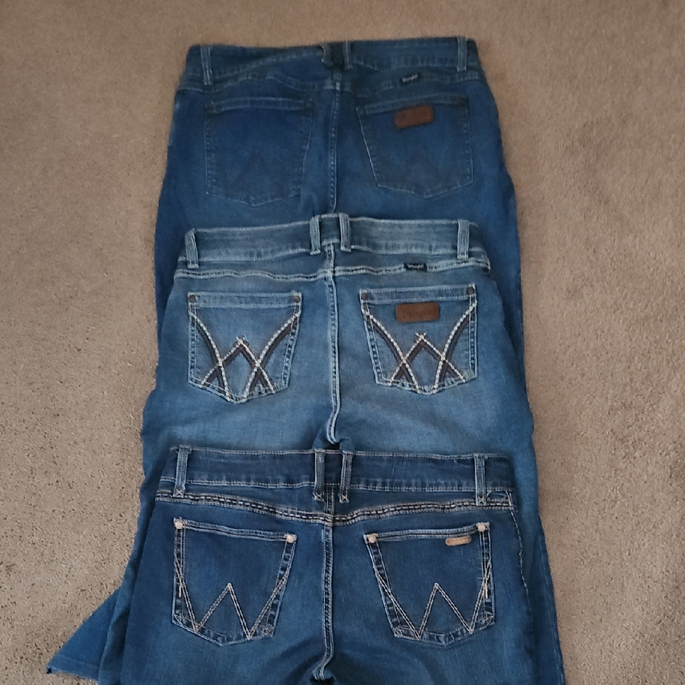 Wrangler Blue Boot Cut Jeans with Distinctive Stitching